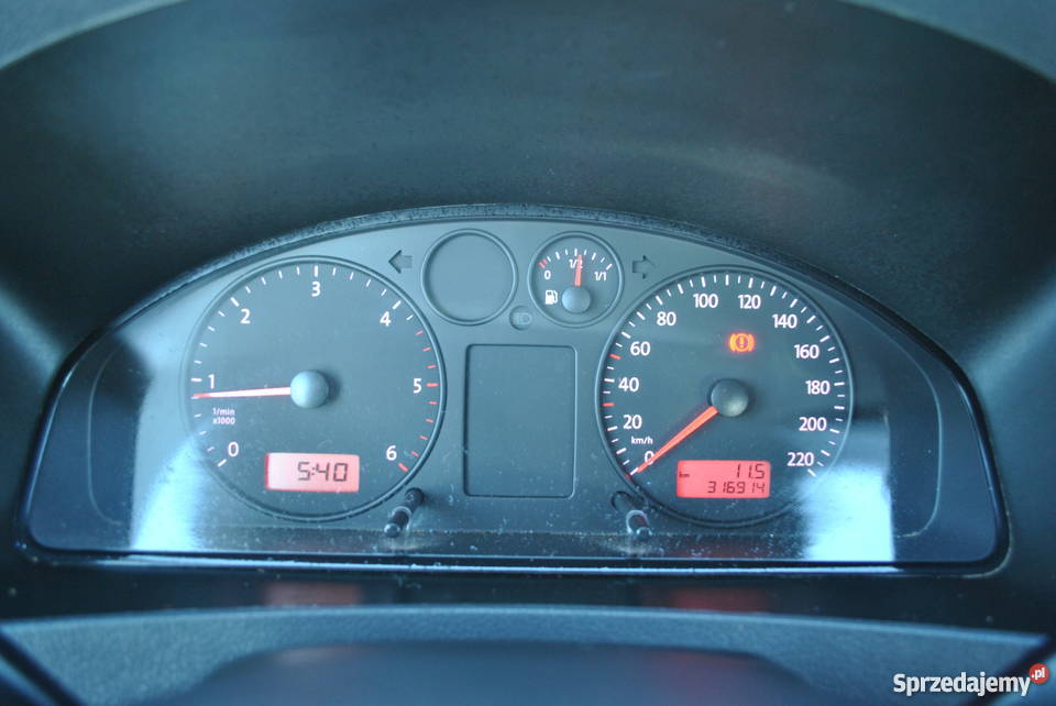 Volkswagen T5 Osobowy 9 Osób 19 TDI Hak Klima ASR (kontrola trakcji) sprzedam