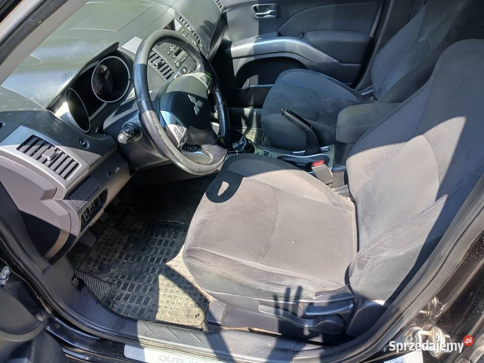Mitsubishi outlander 22 DiD 4x4 7 osób polski Outlander świętokrzyskie Trzeszków