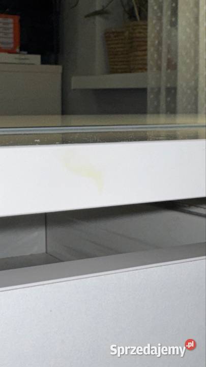 Biała toaletka z lustrem i oświetleniem LED Kraków