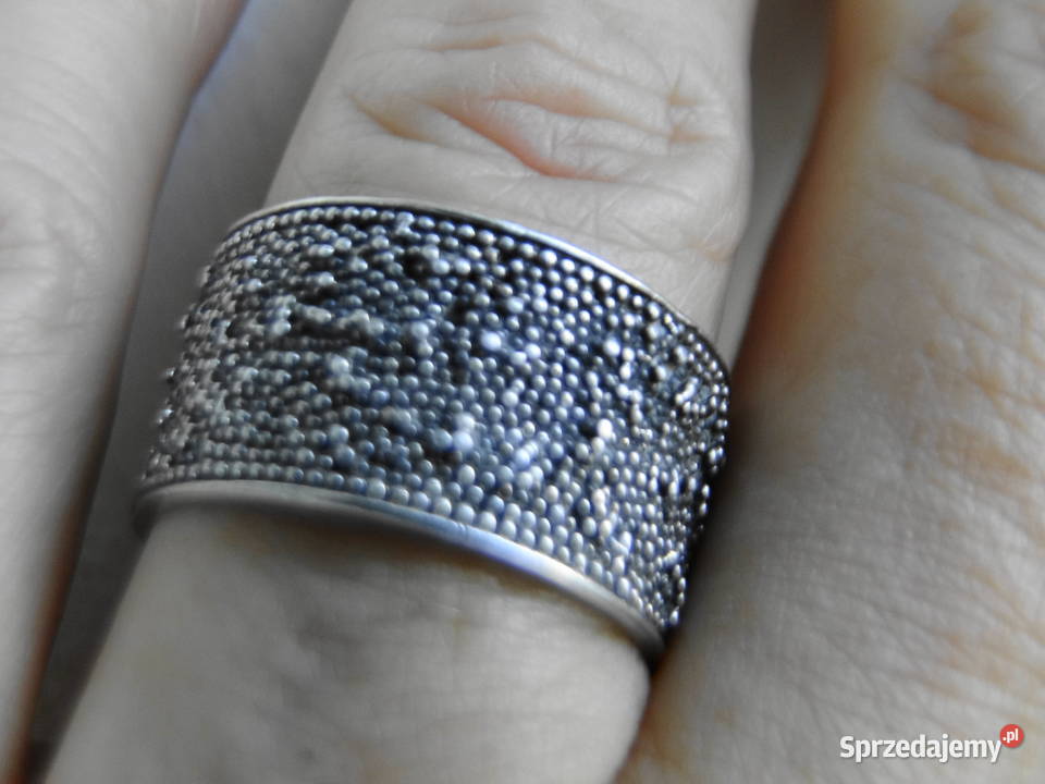 Ciekawy pierścionekobrączka srebro 925