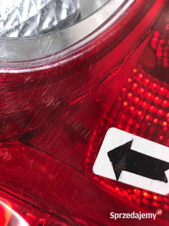 DACIA DUSTER HS 012010112013 Lampa tylna prawa
