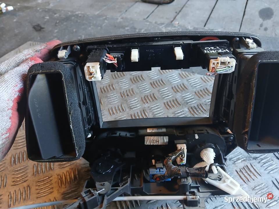 Panel Nawiewu Ramka Hyundai i20 I 2011r EU małopolskie Radłów