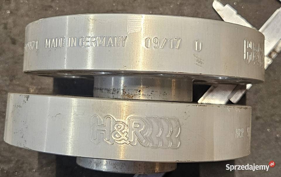 Dystanse przykręcane HR 5x100 25 mm 571