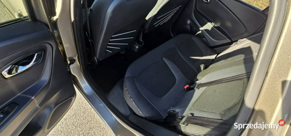 Renault Captur 120 automat 113000 I 20132019 światła przeciwmgielne wielkopolskie Pleszew