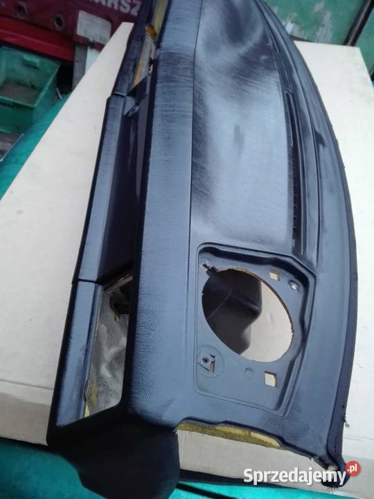 Mercedes 190 W201 deska rozdzielcza konsola