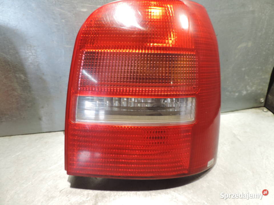 LAMPA TYŁ AUDI A4 B5 KOMBI AVANT LIFT małopolskie Nowy Sącz