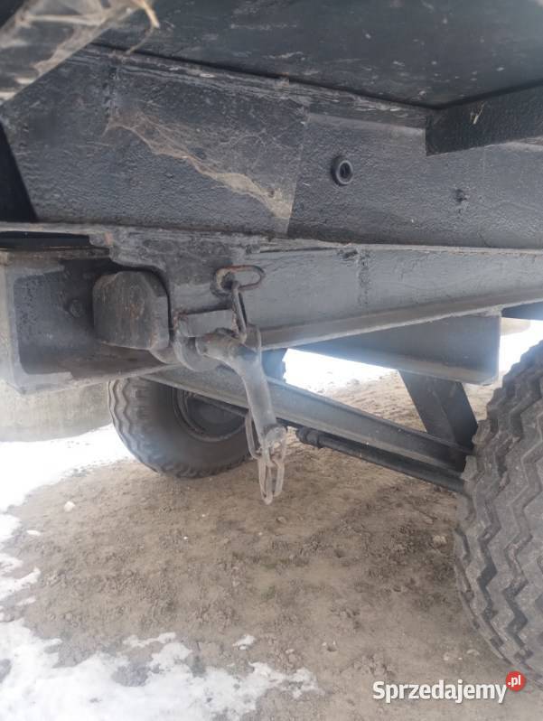 Przyczepa jednoosiowa wywrotka na trzy strony Mnichów