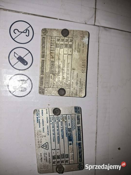 Tabliczki znamionowe FSM fiat 126p 2 sztuki sprzedam
