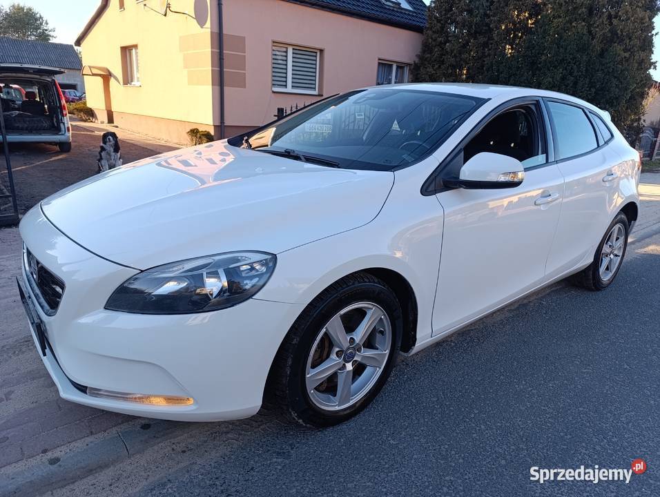 Volvo V40 20 diesel 2013r bogate wyposazenie Lgota-Mokrzesz