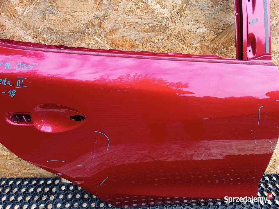 MAZDA III 3 1318 DRZWI TYŁ TYLNIE PRAWE PRAWY osobowe