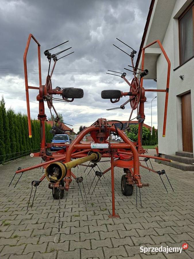 Przetrzasarka Kuhn GF 5001 MH digidrive Zgrabiarki i przetrząsacze Września