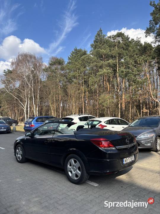 Opel Astra H cabrio 16 benzyna 2007 kabriolet klimatyzacja Samochody osobowe Warszawa sprzedam
