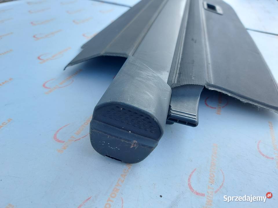 SKODA FABIA II 12r roleta bagażnika 5J9867871B sprzedam