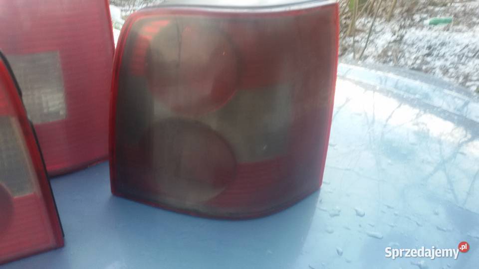 Lampy tylne VW PASSAT B5 KOMBI FL
