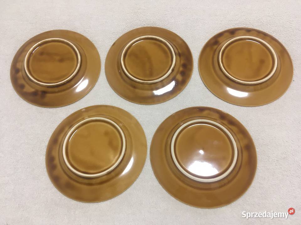 PRL talerzyk talerzyki deserowe 17 brązowe zachodniopomorskie Kołobrzeg sprzedam