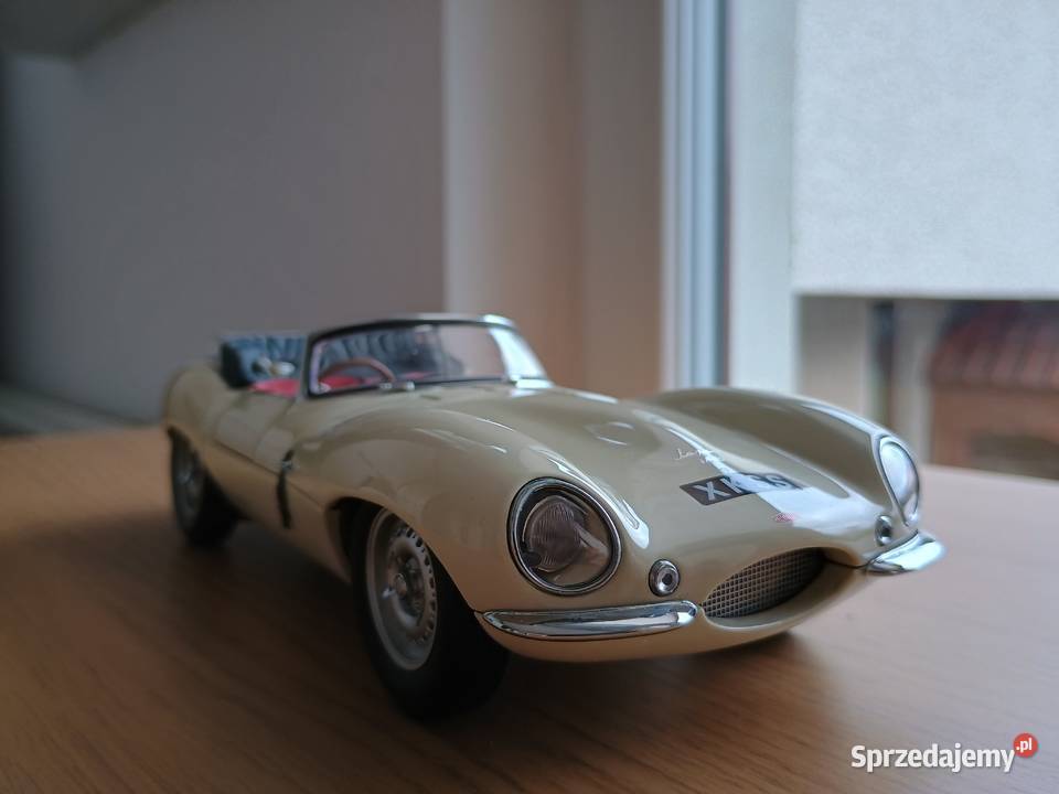 Jaguar XK SS Auto Art 118