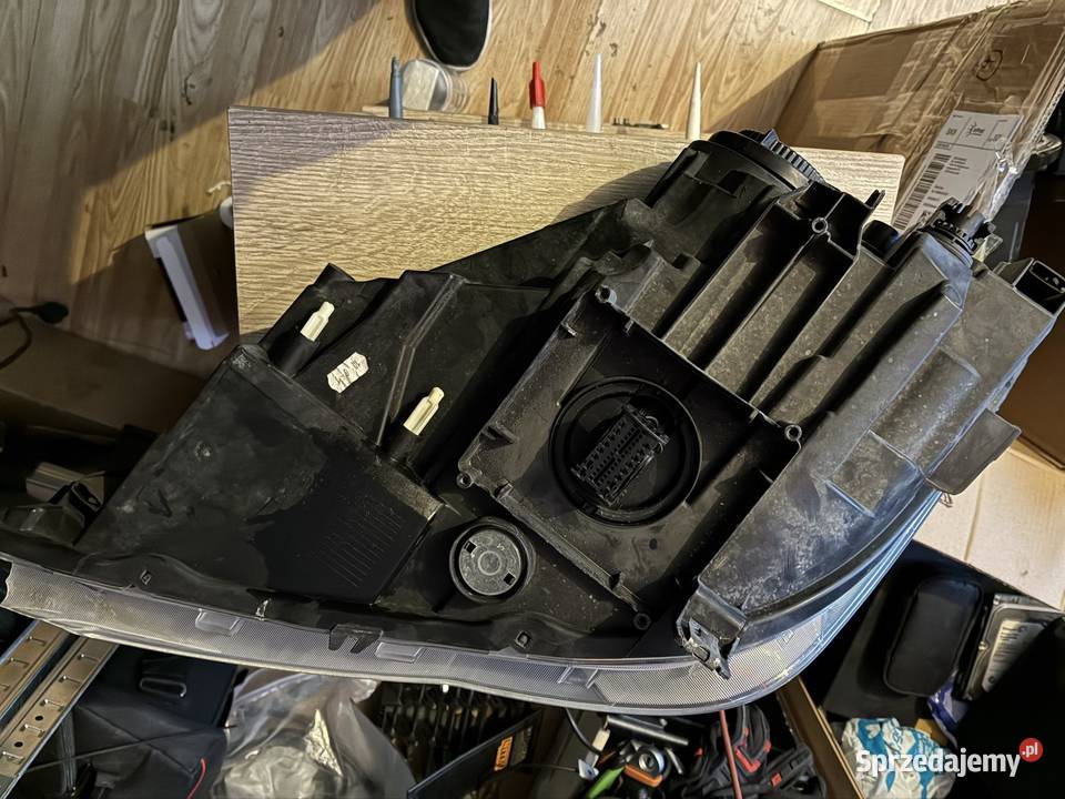 Lampa Reflektor prawy przód Seat Leon III 3 FR