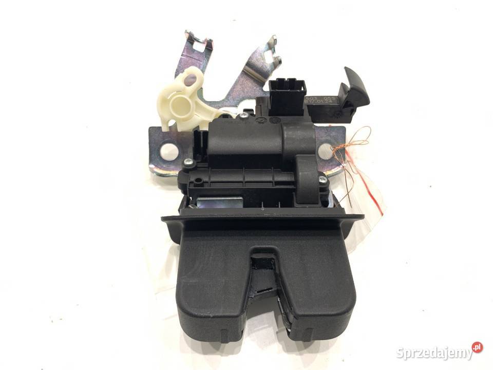 ZAMEK KLAPY TYŁ AUDI A4 B9 SedanLimuzyna sprzedam