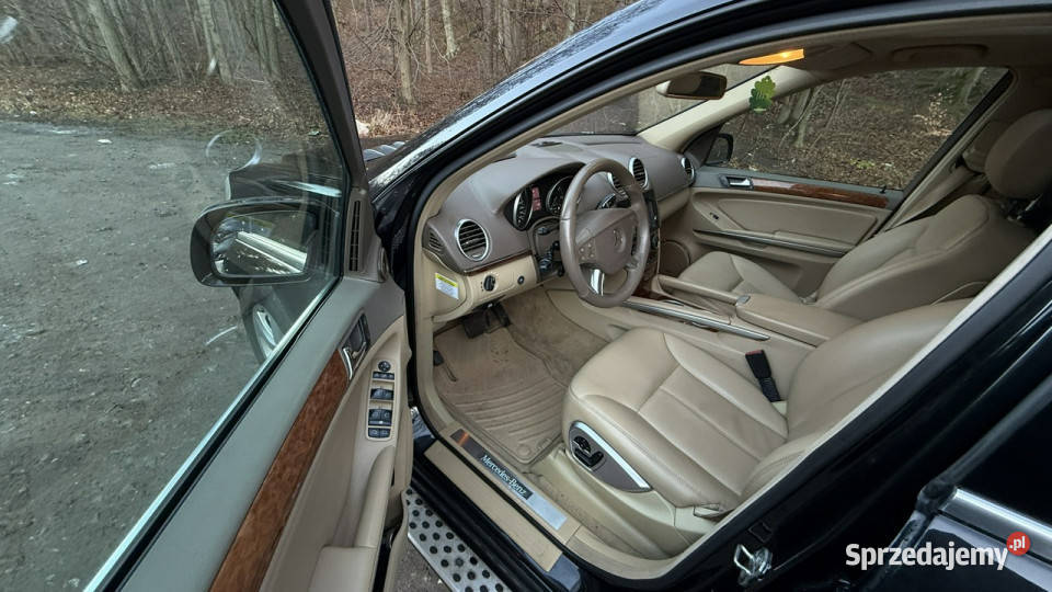Mercedes GL 450 47v8gaz 7 osób full czujnik parkowania Gdańsk sprzedam