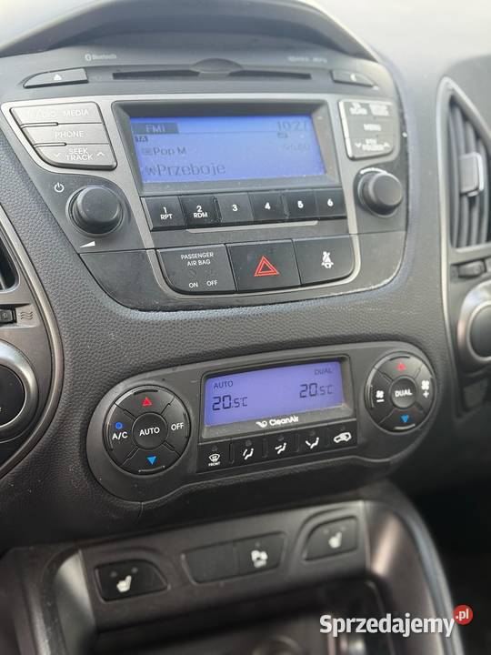 Hyundai ix35 16 BenzynaNiskiPrzebiegRatyZamiana benzyna Częstochowa