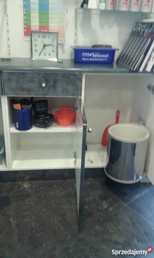 Szafa do salonu fryzjerskiego kosmetycznego Warszawa
