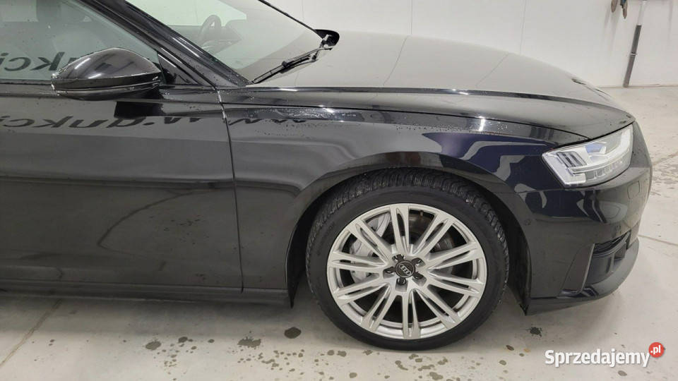 Audi A8 55 TFSI mHEV Quattro Tiptr D5 2017 system Start-Stop