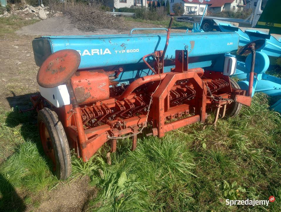 Siewnik zbożowy isaria 225 drobny wysiew nasion nieuszkodzony Huta Nowa sprzedam
