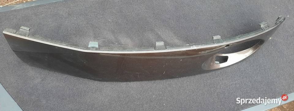 Listwa zderzaka przednia prawa zaślepka dolna VW Sejny