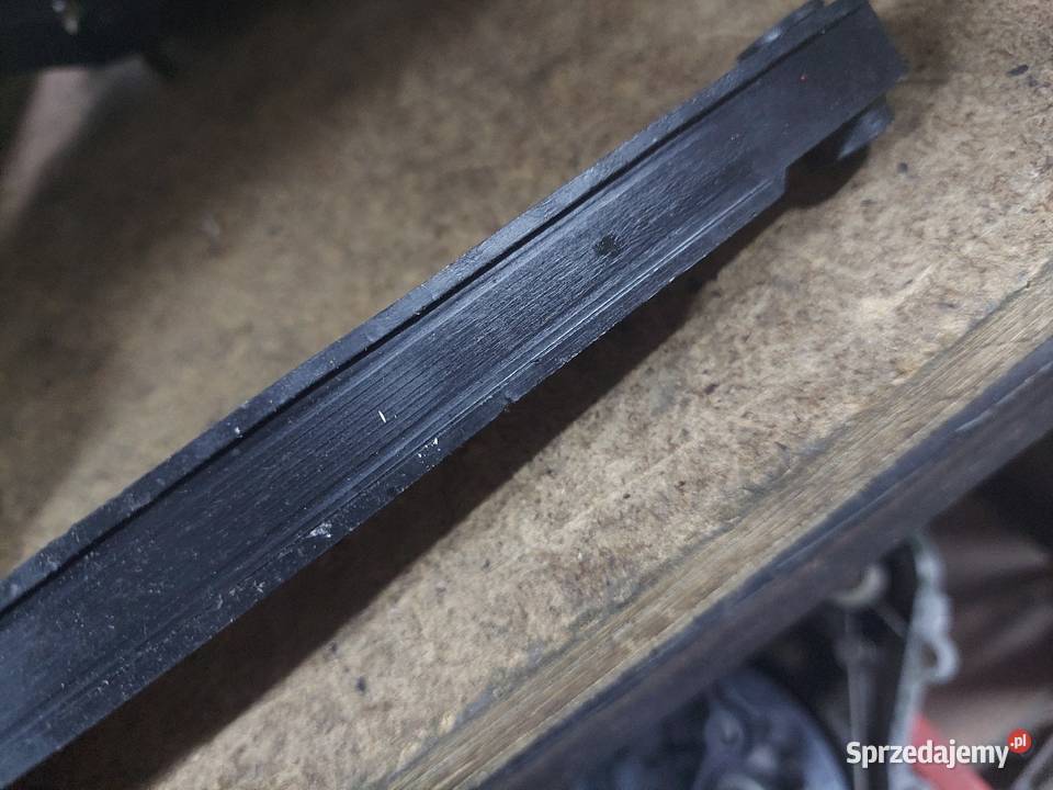 Suzuki DR 800 ślizg prowadnica rozrządu dr800 Jelenia Góra