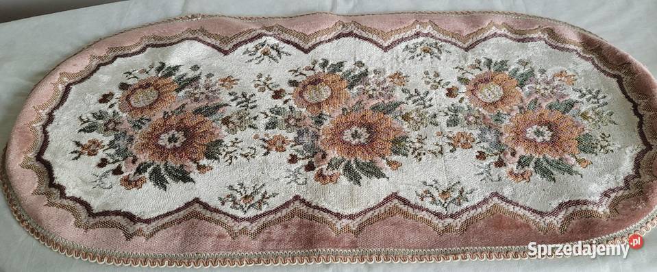 Stare dwie gobelinowe serwety ręcznie wyszywane małopolskie
