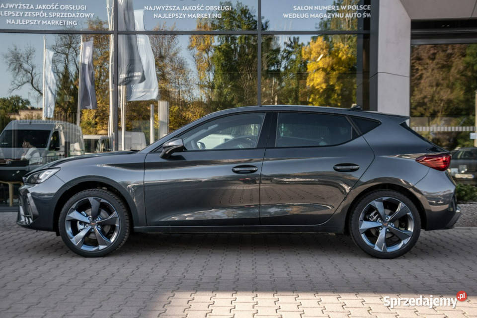 Cupra Leon 15 eTSI 150 DSG Dostępny ręki gniazdo USB Łódź sprzedam