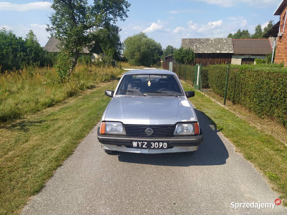 Opel Ascona C świętokrzyskie Włoszczowa