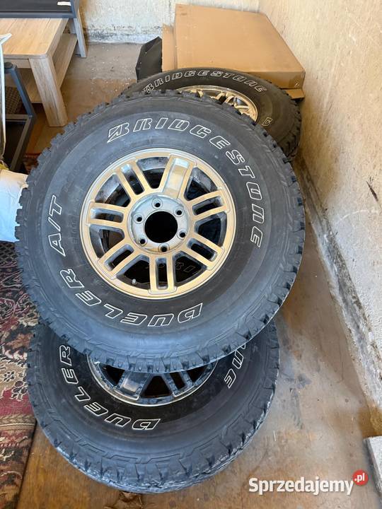 2857516 z felgami do Hummer H3 Niezdara sprzedam