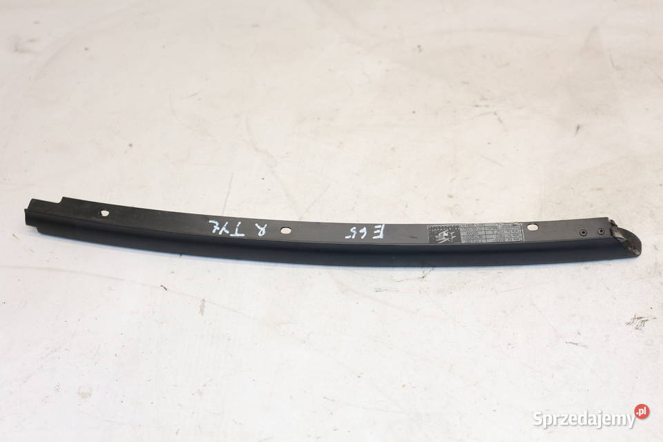 BMW 7 E65 ADAPTER UCHWYT ROLETY DRZWI PRAWY TYŁ Wyposażenie wnętrza Prochowice