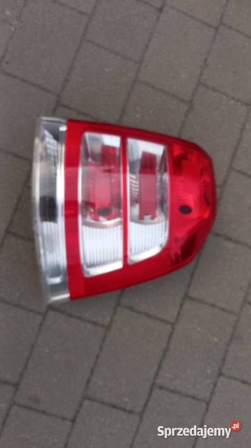 Lampa prawy tył Opel Zafira 2 podlaskie Siemiatycze
