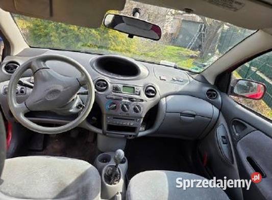Toyota Yaris I sprzedaż syndyka