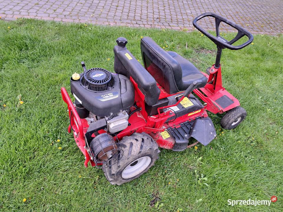 Kosiarka traktorek Simplicity Snapper 28 Rear