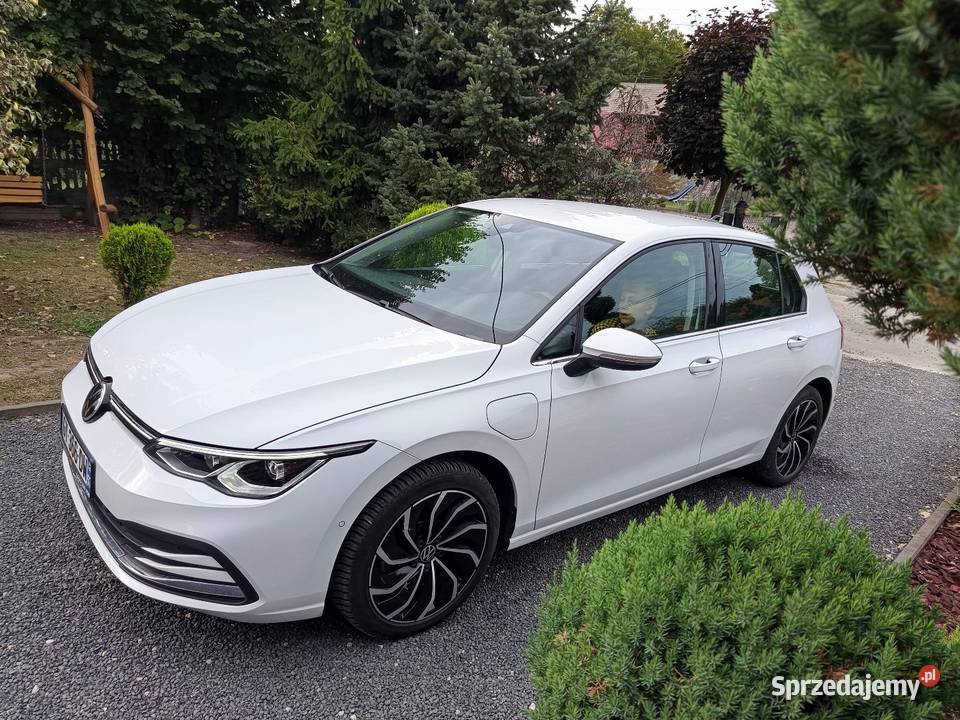 Golf 8 14 ehybrid 204 Rzeszów sprzedam
