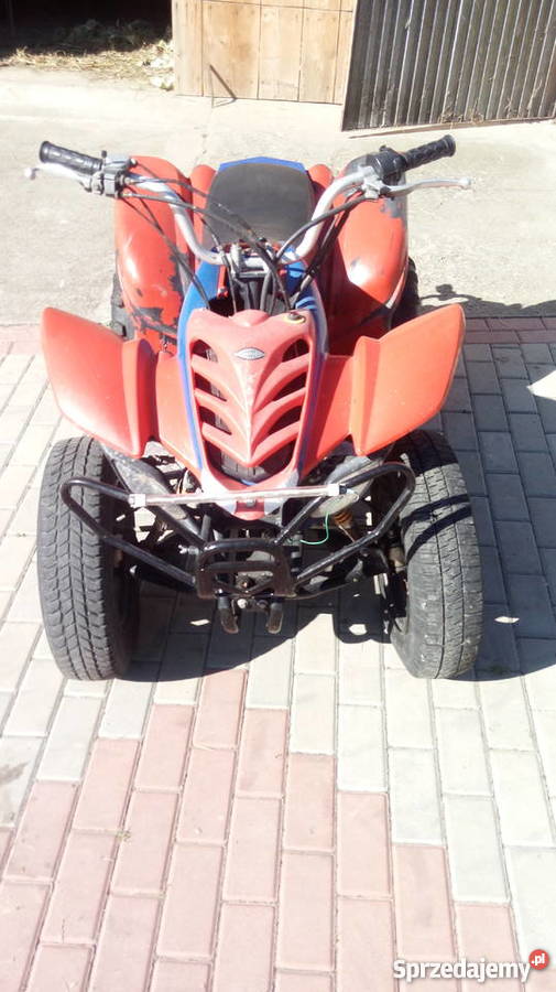 Quad 200 sprawny pług do śniegu czerwony