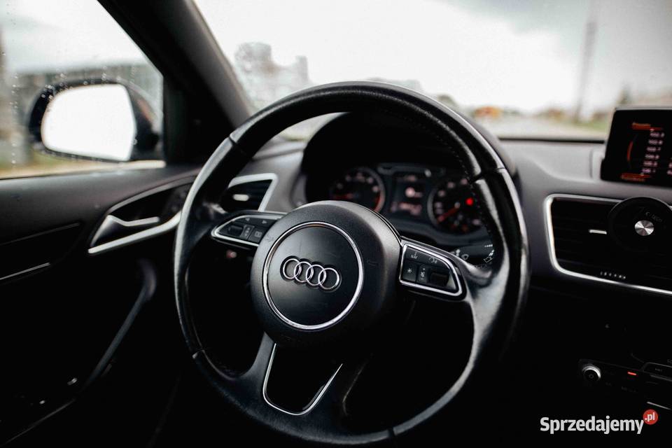 Audi Q3 20 220 automat tiptronic benzyna czarna MP3 dolnośląskie Wrocław