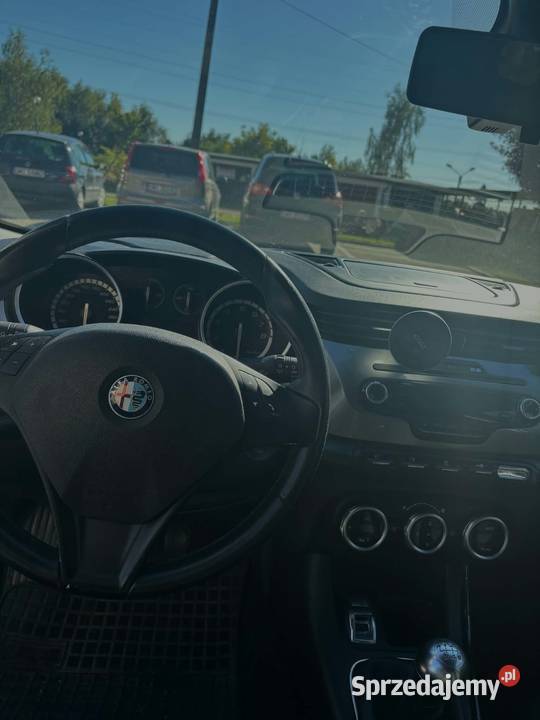 Alfa Romeo GULIETTA nieuszkodzony