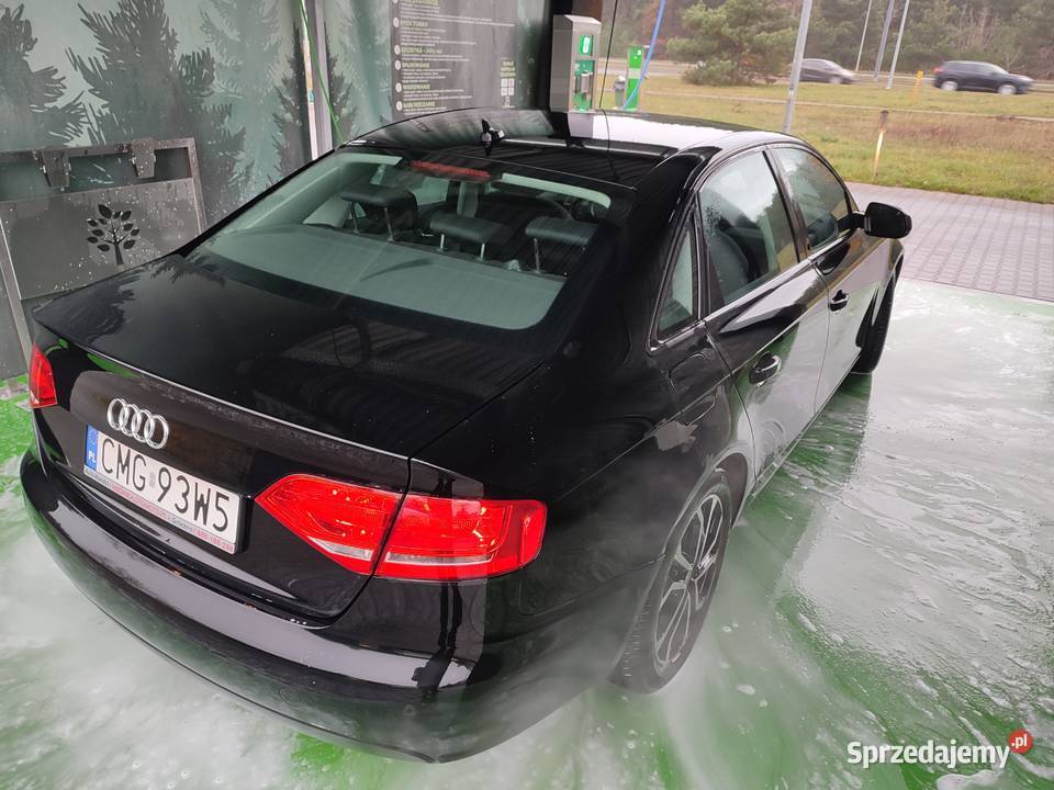 Sprzedam zadbaną Audi A4 b8 Rok produkcji 2009 sprzedam