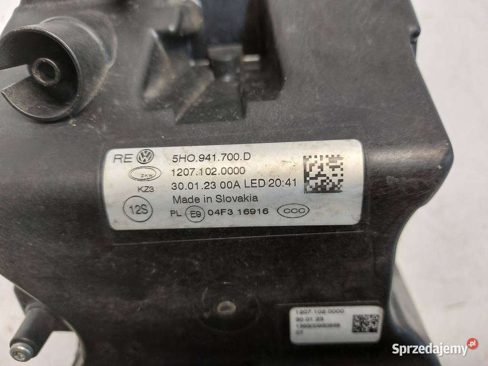 VW GOLF VIII 5H0 GTD 5H1 Lampa przeciwmgielna