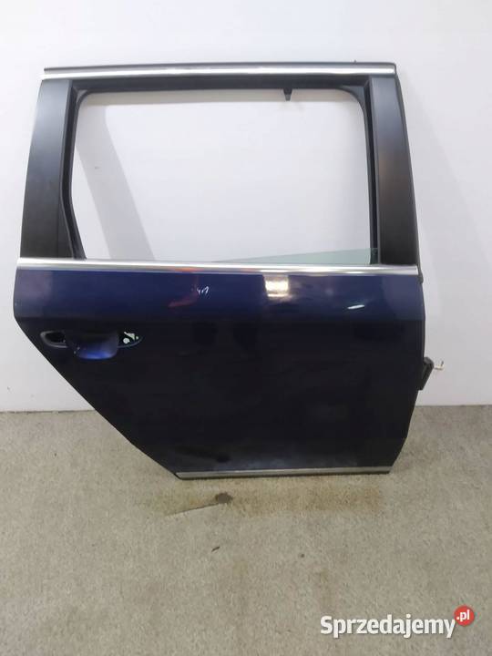 DRZWI PRAWE TYŁ KOMBI LH5X VW Volkswagen Passat Karoseria