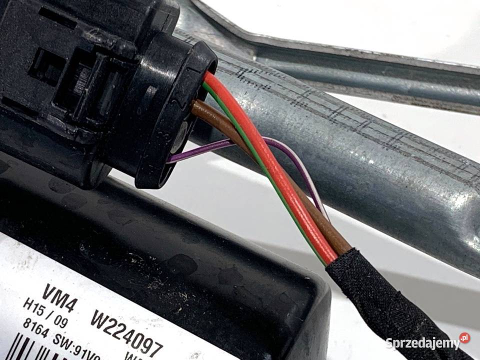 MECHANIZM WYCIERACZEK PRZÓD BMW G30 W227231