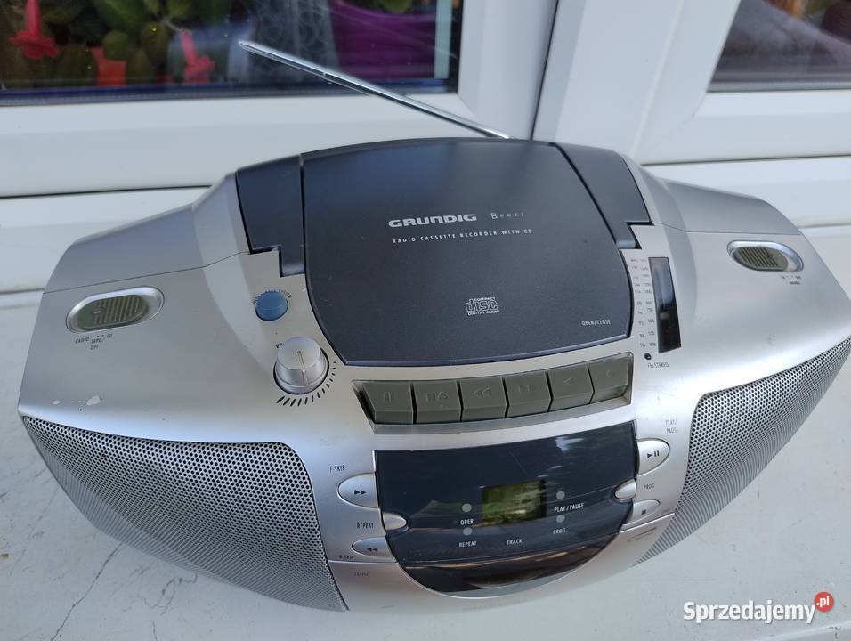 Radioodtwarzacz CD firmy Grundig Radom
