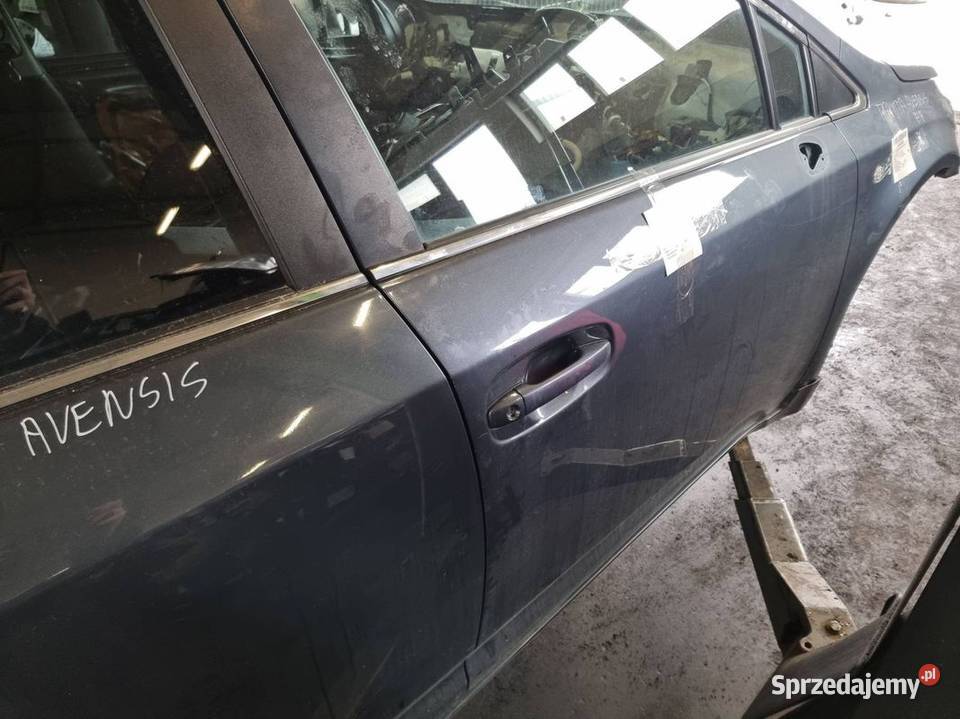 DRZWI PRAWE PRZÓD TOYOTA AVENSIS T27 8U5 Motoryzacja kujawsko-pomorskie Lipno sprzedam