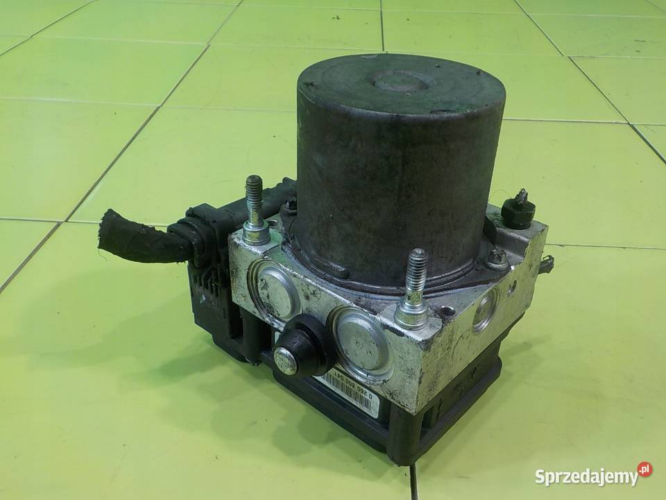 HYUNDAI SANTA FE II 0609 5D pompa ABS 589102B300 Suków