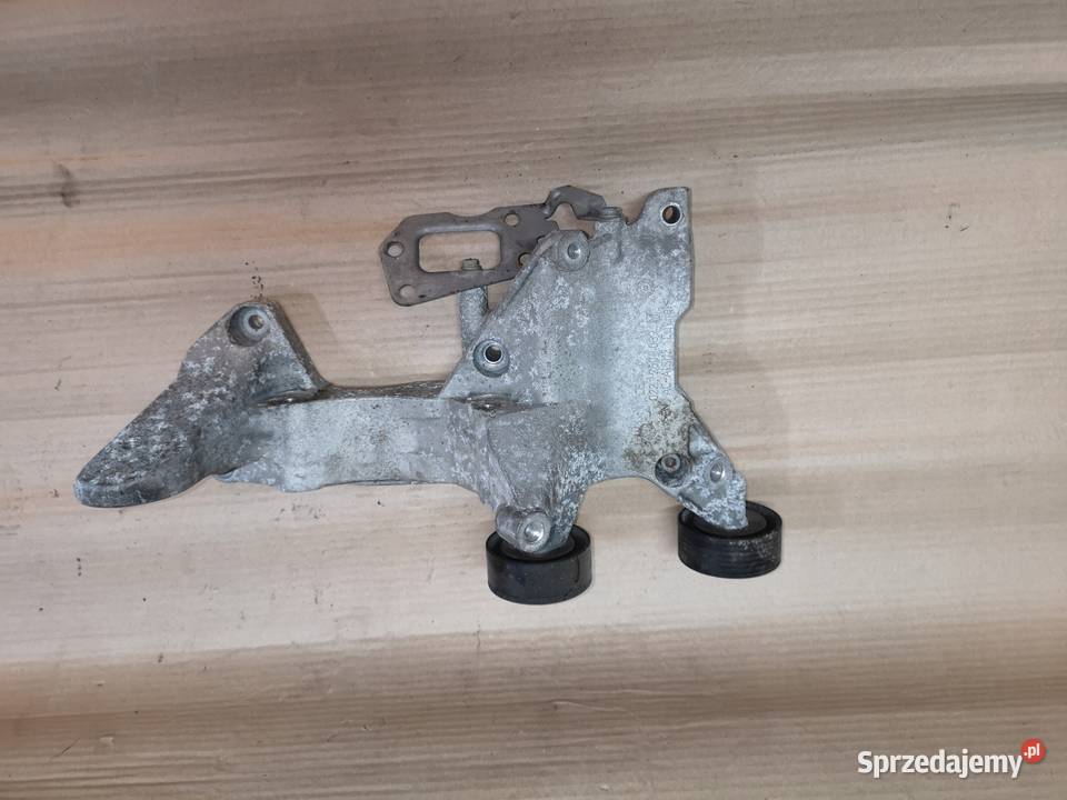 PODSTAWA ŁAPA ALTERNATORA AUDI VW 32 022260089 Zawieszenie silnika Przystajń