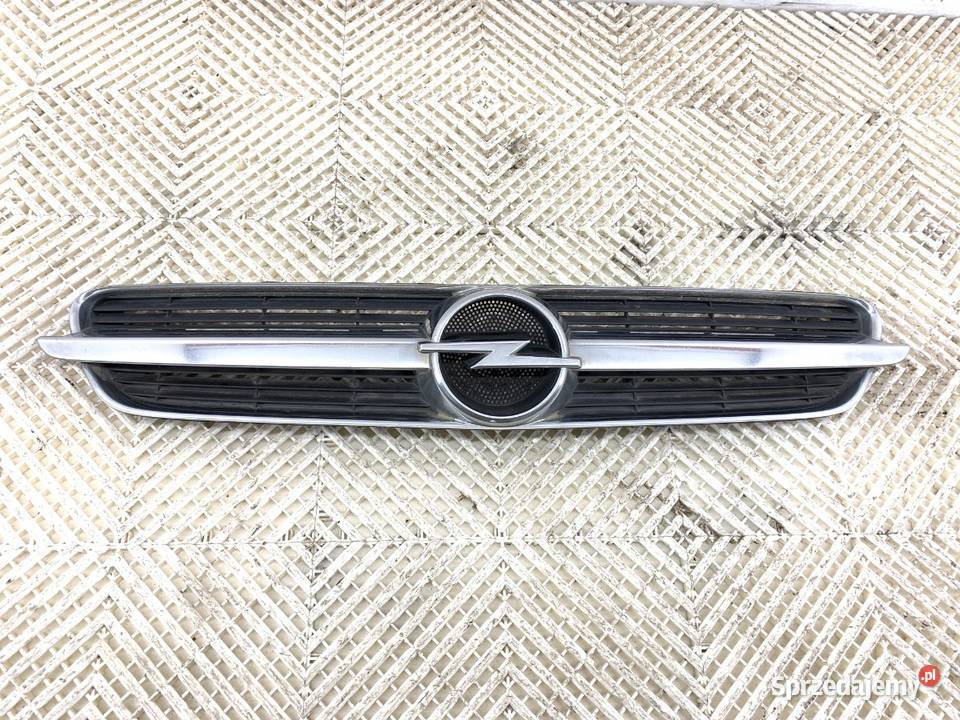 ATRAPA GRILL OPEL VECTRA C 0209 SedanLimuzyna
